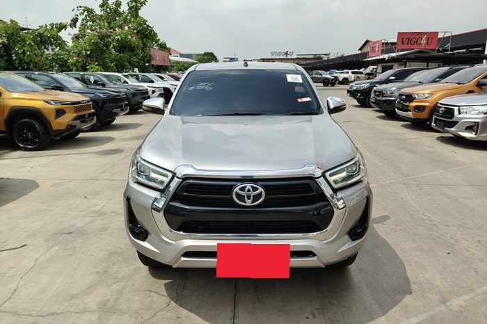 REVO 4WD 2021 2.8 HIGHT AT DOUBLE CAB SILVER  6931 full