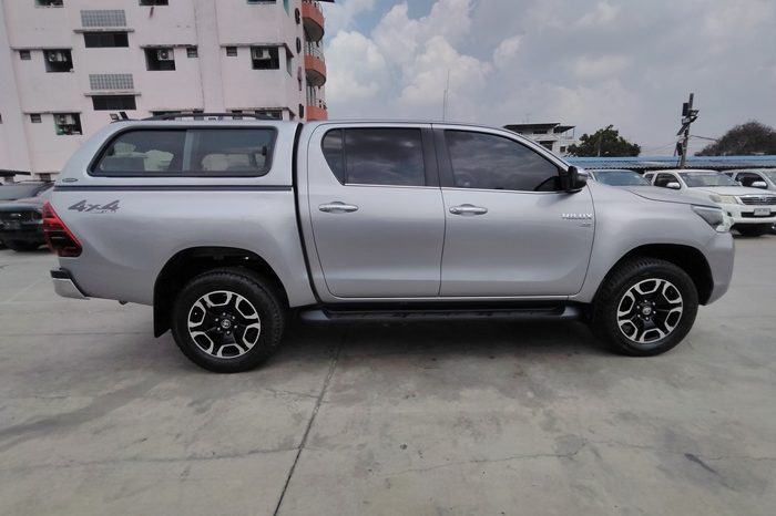 REVO 4WD 2021 2.8 HIGHT AT DOUBLE CAB SILVER  6931 full