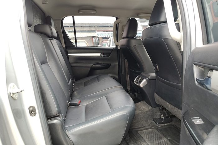 REVO 4WD 2021 2.8 HIGHT AT DOUBLE CAB SILVER  6931 full