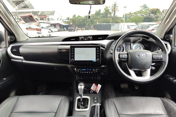 REVO 4WD 2021 2.8 HIGHT AT DOUBLE CAB SILVER  6931 full