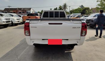 REVO 2WD 2022 2.4 ENTRY MT STANDARD WHITE  8271 full