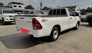 REVO 2WD 2022 2.4 ENTRY MT STANDARD WHITE  8271 full