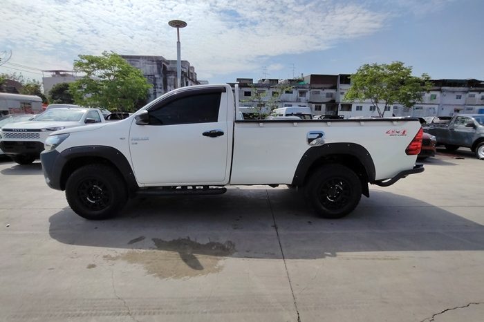 REVO 4WD 2019 2.8J MT STANDARD WHITE  8465 full