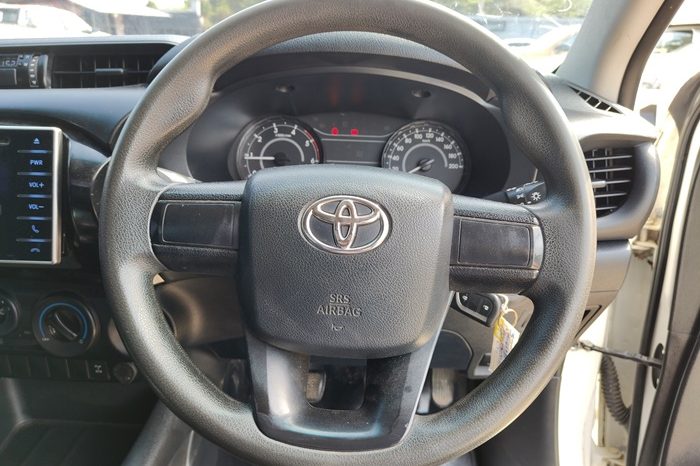 REVO 4WD 2019 2.8J MT STANDARD WHITE  8465 full