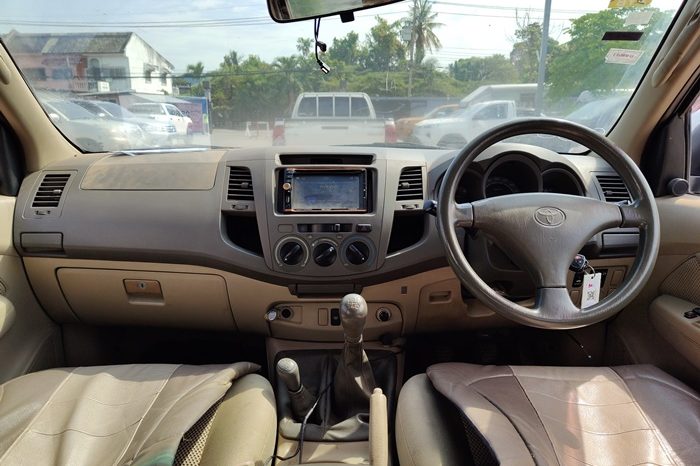 VIGO 4WD 2010 2.5E MT DOUBLE CAB DARK GREY  5081 full