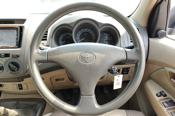 VIGO 4WD 2010 2.5E MT DOUBLE CAB DARK GREY  5081 full