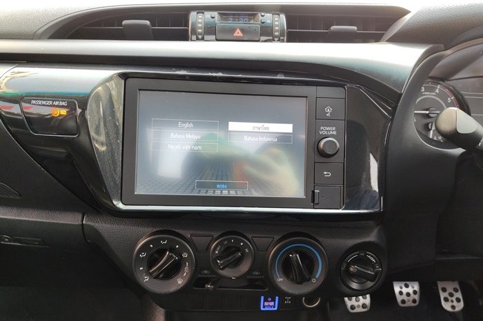 REVO 4WD 2019 2.8J MT STANDARD DARK GREY  8778 full