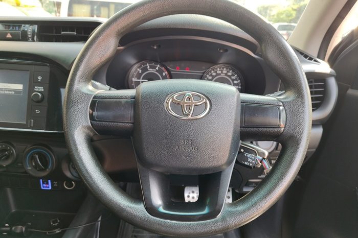 REVO 4WD 2019 2.8J MT STANDARD DARK GREY  8778 full