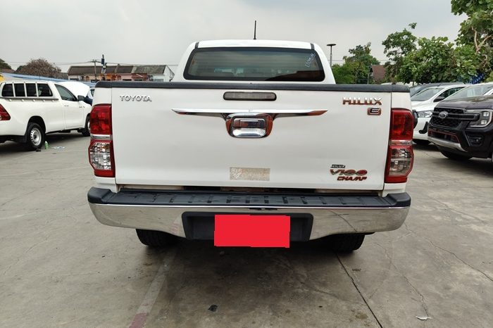 VIGO 4WD 2013 2.5E MT DOUBLE CAB WHITE  7633 full