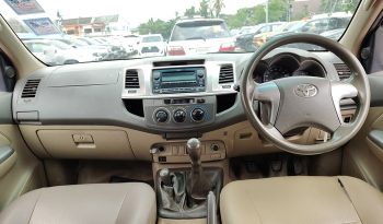 VIGO 4WD 2013 2.5E MT DOUBLE CAB WHITE  7633 full