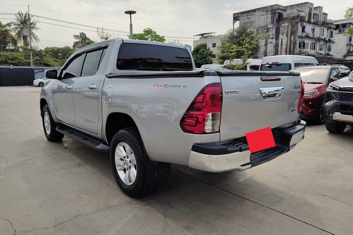 REVO PRE 2019 2.4E AT DOUBLE CAB SILVER  5717 full