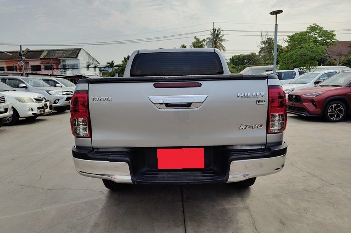 REVO PRE 2019 2.4E AT DOUBLE CAB SILVER  5717 full
