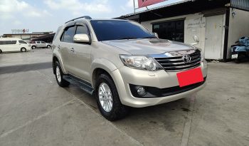 TOYOTA 4WD 2012 3.0V AT FORTUNER SILVER  9936 full