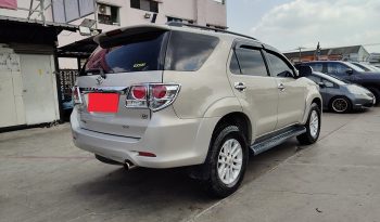 TOYOTA 4WD 2012 3.0V AT FORTUNER SILVER  9936 full