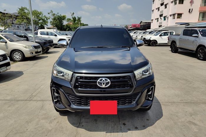 REVO PRE 2018 2.4E AT DOUBLE CAB BLACK  3896 full
