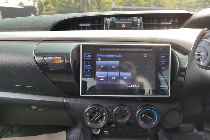 REVO PRE 2018 2.4E AT DOUBLE CAB BLACK  3896 full