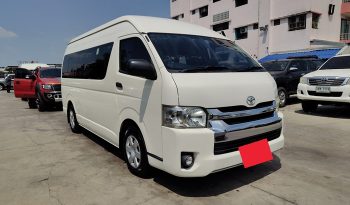 TOYOTA 2WD 2019 3.0 MT COMMUTER WHITE  1232 full