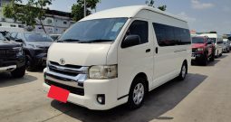 TOYOTA 2WD 2019 3.0 MT COMMUTER WHITE  1232