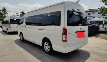 TOYOTA 2WD 2019 3.0 MT COMMUTER WHITE  1232 full