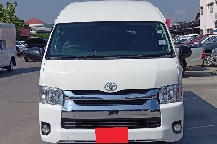 TOYOTA 2WD 2019 2.7 MT COMMUTER WHITE  5129 full