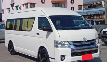TOYOTA 2WD 2019 2.7 MT COMMUTER WHITE  5129 full