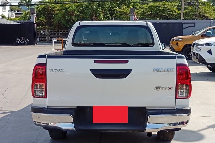 REVO 2WD 2018 2.4J MT SMART CAB WHITE  8680 full