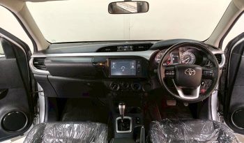 REVO 2WD 2020 2.4 MID AT DOUBLE CAB SILVER  1016 full