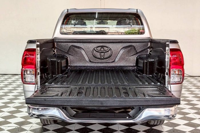 REVO 2WD 2020 2.4 MID AT DOUBLE CAB SILVER  1016 full