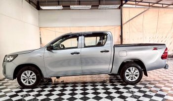 REVO 2WD 2020 2.4 MID AT DOUBLE CAB SILVER  1016 full