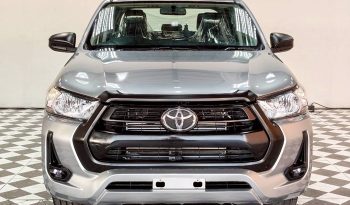 REVO 2WD 2020 2.4 MID AT DOUBLE CAB SILVER  1016 full