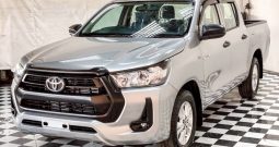 REVO 2WD 2020 2.4 MID AT DOUBLE CAB SILVER  1016