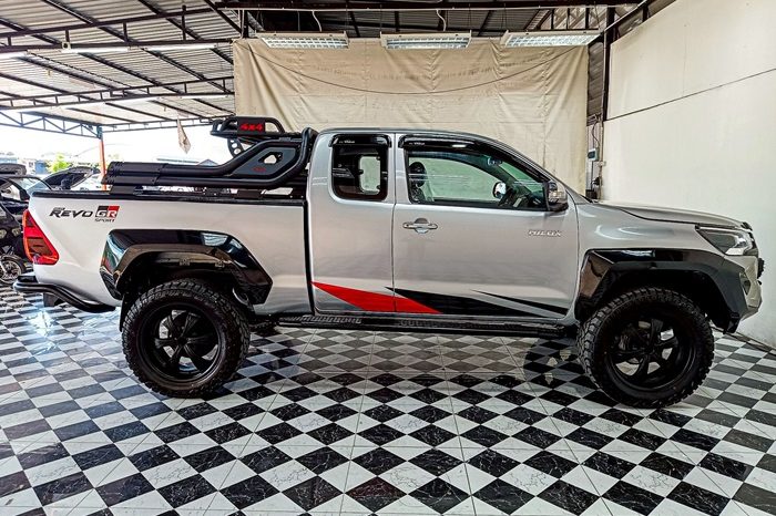 VIGO 4WD 2014 2.7J AT SMART CAB SILVER  1412 full