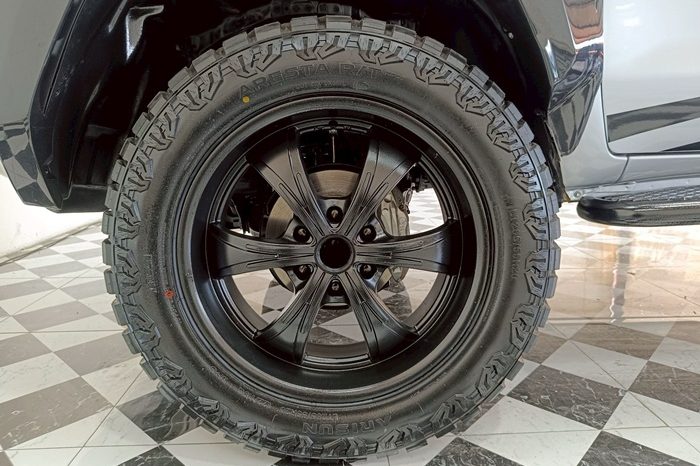 VIGO 4WD 2014 2.7J AT SMART CAB SILVER  1412 full