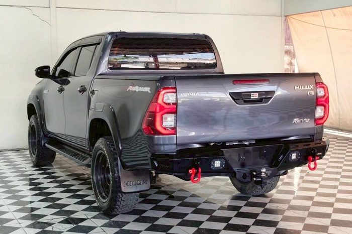 REVO PRE 2019 2.4E AT DOUBLE CAB DARK GREY  1616 full
