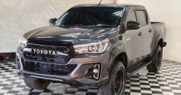 REVO PRE 2019 2.4E AT DOUBLE CAB DARK GREY  1616