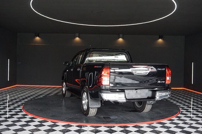 REVO PRE 2016 2.4G MT DOUBLE CAB BLACK  1872 full