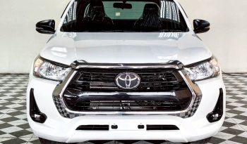 REVO 2WD 2022 2.4 ENTRY MT SMART CAB WHITE  2334 full