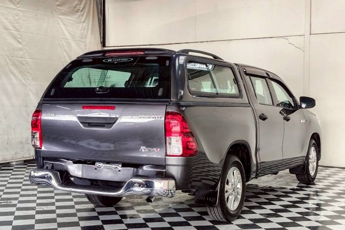 REVO 2WD 2020 2.4 MID AT DOUBLE CAB DARK GREY  2577 full