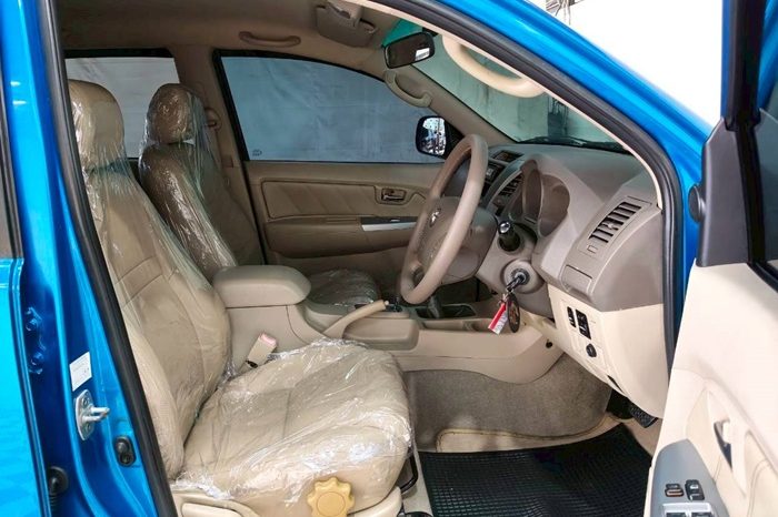 TOYOTA 4WD 2005 2.7V AT FORTUNER BLUE  2890 full