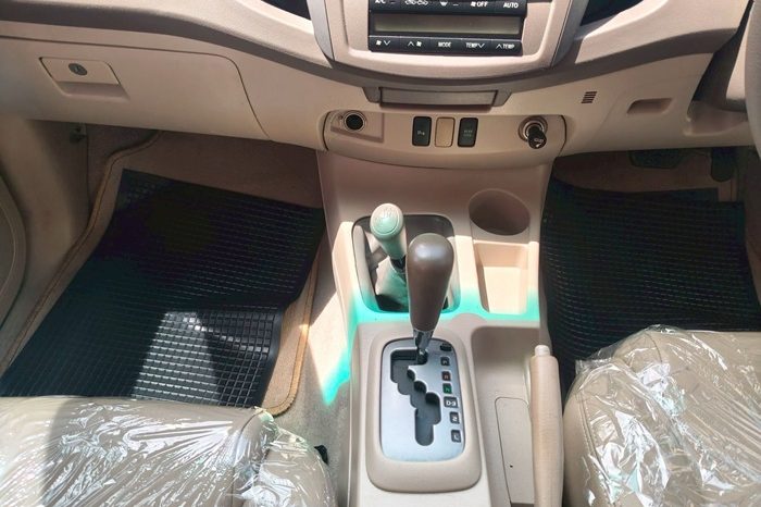 TOYOTA 4WD 2005 2.7V AT FORTUNER BLUE  2890 full