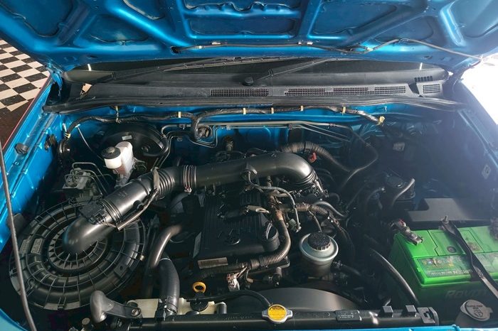 TOYOTA 4WD 2005 2.7V AT FORTUNER BLUE  2890 full