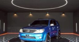 TOYOTA 4WD 2005 2.7V AT FORTUNER BLUE  2890