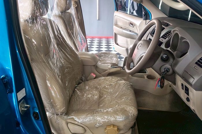 TOYOTA 4WD 2005 2.7V AT FORTUNER BLUE  2890 full