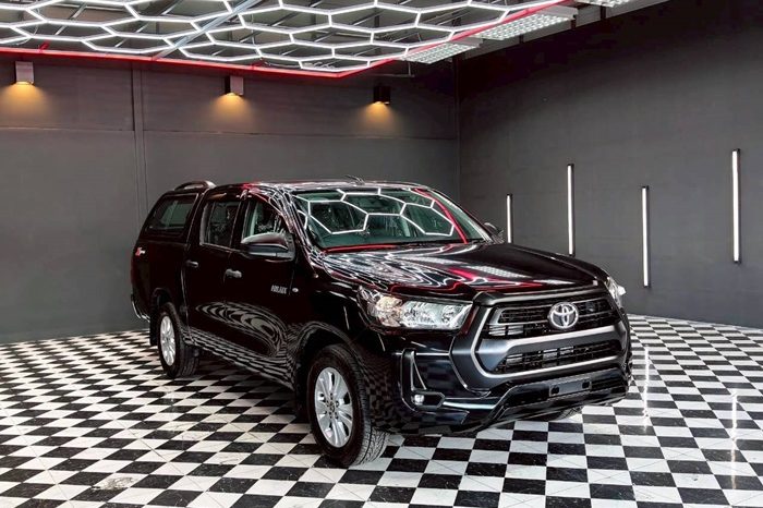 REVO 2WD 2020 2.4 MID AT DOUBLE CAB BLACK  2904 full