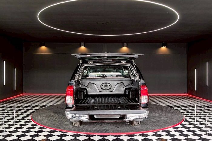 REVO 2WD 2020 2.4 MID AT DOUBLE CAB BLACK  2904 full