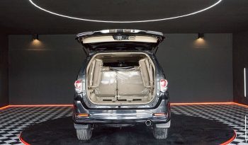 TOYOTA 4WD 2012 3.0V AT FORTUNER BLACK  2973 full