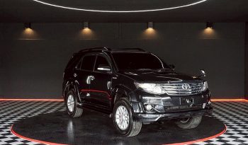 TOYOTA 4WD 2012 3.0V AT FORTUNER BLACK  2973 full