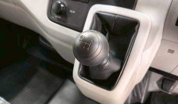 TOYOTA 2020 2WD 2.8 MT COMMUTER SILVER  1371 full