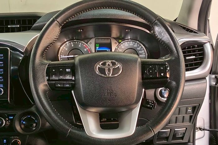 REVO 4WD 2021 2.8 HIGHT AT DOUBLE CAB SILVER  3603 full