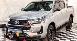 REVO 4WD 2021 2.8 HIGHT AT DOUBLE CAB SILVER  3603